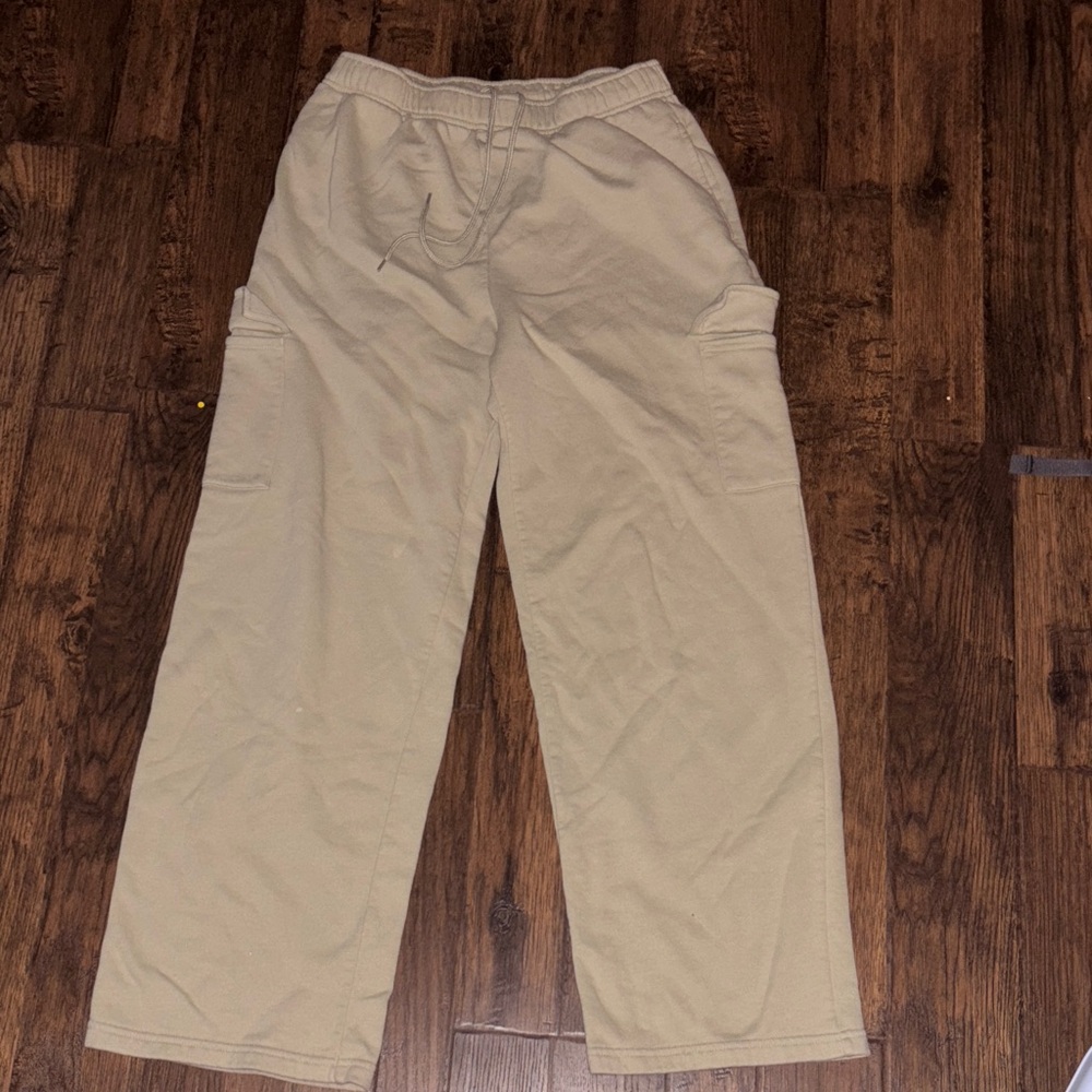 No Boundaries Women’s Beige Cargo Pants